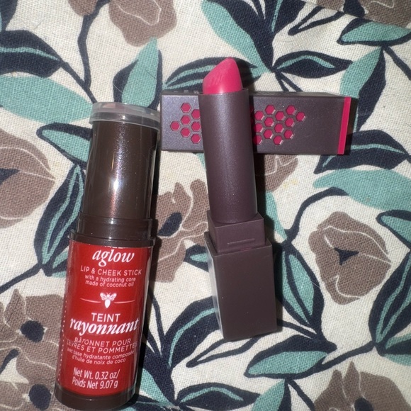 Make up bundle - Picture 5 of 6